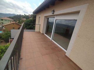 Chalet en venta en Corbera de Llobregat