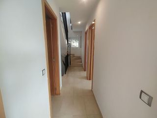 Chalet en venta en Corbera de Llobregat