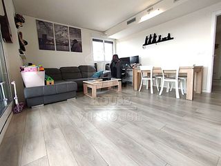Piso en venta en Port en Badalona