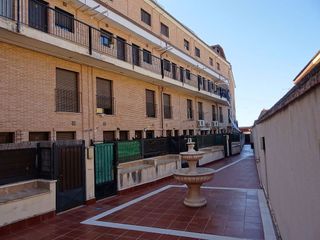 Piso en venta en Zona Entrada - Gasolineras en Ocaña
