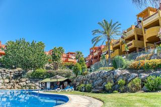 Piso en venta en Cabo Pino - Reserva de Marbella en Marbella