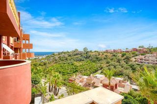 Piso en venta en Cabo Pino - Reserva de Marbella en Marbella