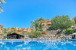 Piso en venta en Cabo Pino - Reserva de Marbella en Marbella