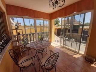 Chalet en venta en Nueva Torrevieja - Aguas Nuevas en Torrevieja