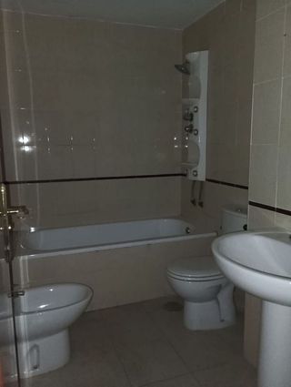 Piso en venta en Aljamar en Tomares