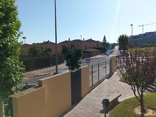 Piso en venta en Aljamar en Tomares