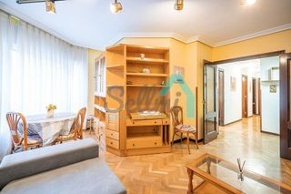 Piso en venta en La Arena en Gijón