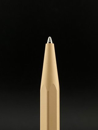 Boligrafo Caran d'Ache 849 Beige