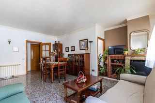 Casa pareada en venta en Ca n'Oriach en Sabadell