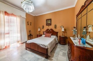 Piso en venta en Carmona