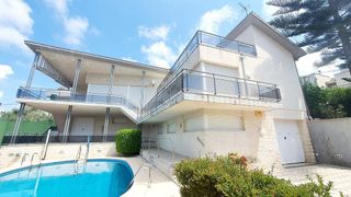 Chalet en venta en Les Brises de Calafell - Segur de Dalt en Calafell