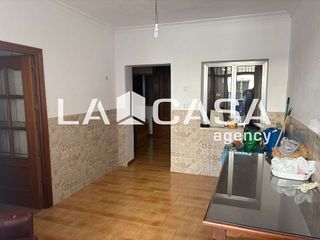 Casa adosada en venta en Centro - Doña Mercedes en Dos Hermanas