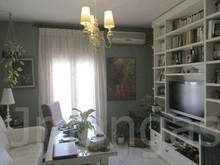 Piso en venta en Lucena