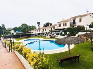 Casa adosada en venta en Barri de Tueda en Sant Feliu de Guíxols