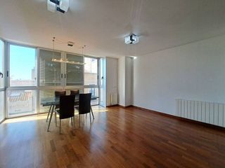 Piso en venta en Gràcia en Sabadell