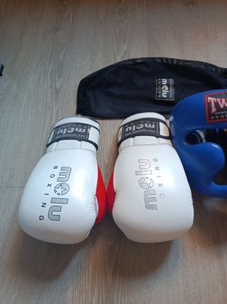 Guantes boxeo Melu + casco Twins