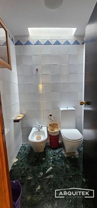 Chalet en venta en Joc de la Bola - Camps d'Esports - Ciutat Jardí - Montcada en Lleida