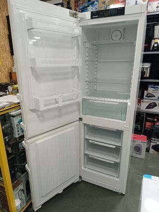 Frigorífico combi Liebherr 185×60cm No frost