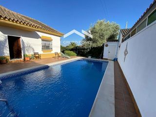 Chalet en venta en Noreste-Granja en Jerez de la Frontera