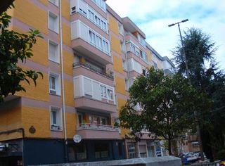 Piso en venta en Inmobiliaria - Barreda en Torrelavega