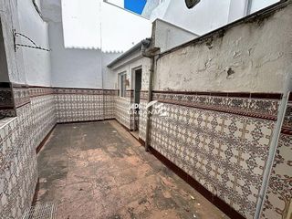 Chalet en venta en Lucena