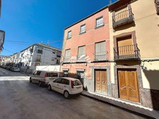 Chalet en venta en Lucena