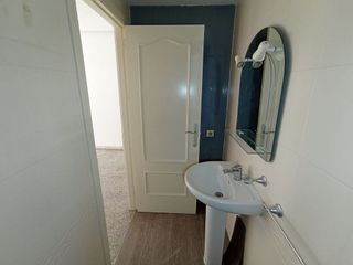 Casa adosada en venta en Tomelloso