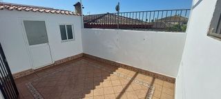 Casa adosada en venta en Salteras