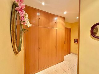 Piso en venta en El Castell-Poble Vell en Castelldefels