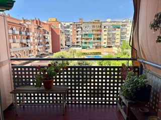 Piso en venta en El Castell-Poble Vell en Castelldefels