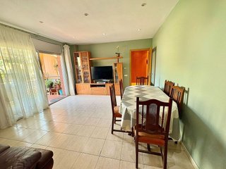 Piso en venta en El Castell-Poble Vell en Castelldefels
