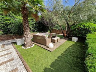 Chalet en venta en Vallirana