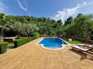 Chalet en venta en Vallirana