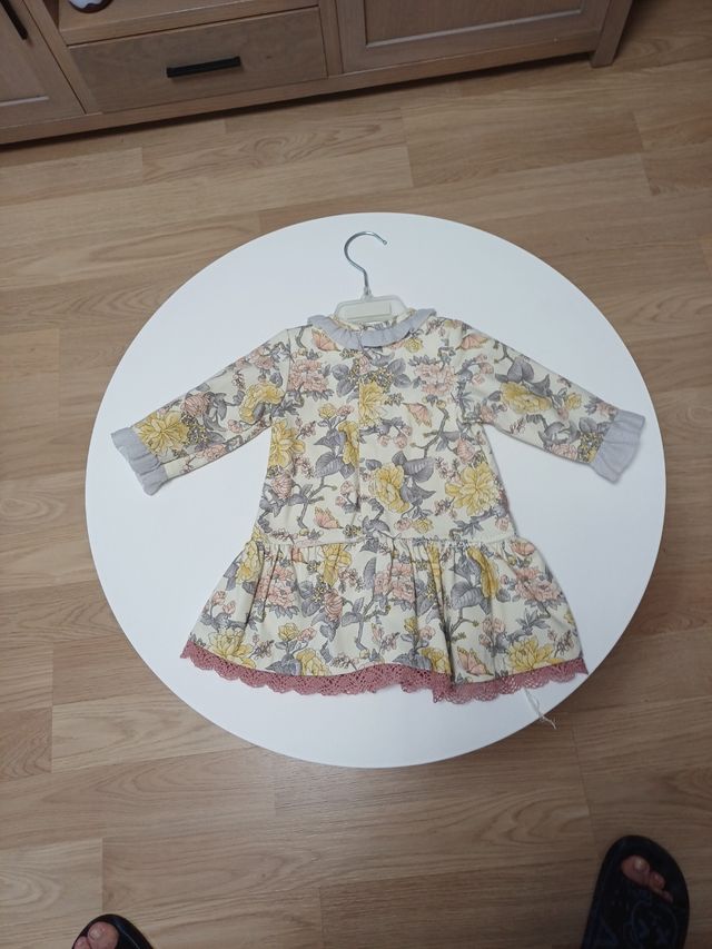 Vestido niña flores - Talla 6 9 meses