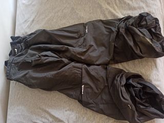 Mono esquí niño, talla 8, color negro