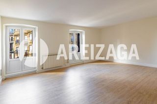 Piso en venta en Gros en San Sebastián-Donostia