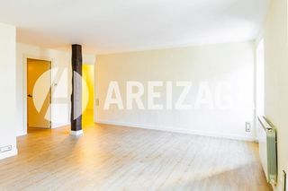 Piso en venta en Gros en San Sebastián-Donostia