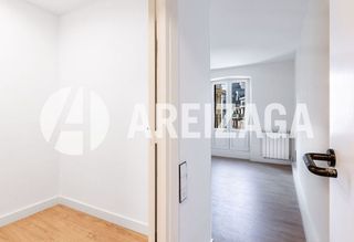 Piso en venta en Gros en San Sebastián-Donostia