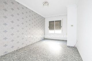 Chalet en venta en Lucena