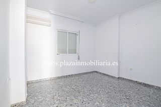 Chalet en venta en Lucena