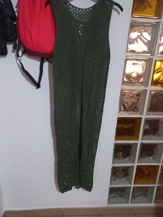 Salida de baño piscina, verde oliva