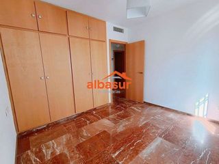 Piso en venta en Zona Centro en Córdoba