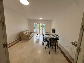 Piso en venta en Nueva Andalucía centro en Marbella