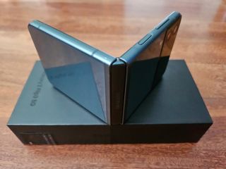 Samsung Galaxy Z Flip3 5G - 128 GB