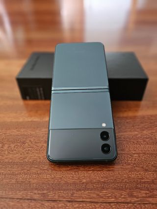 Samsung Galaxy Z Flip3 5G - 128 GB