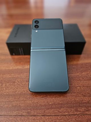 Samsung Galaxy Z Flip3 5G - 128 GB