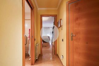 Casa adosada en venta en Parets del Vallès