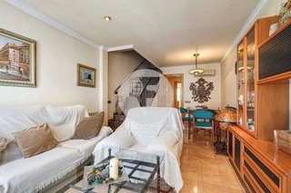 Casa adosada en venta en Parets del Vallès