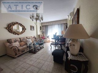 Piso en venta en Cruz Roja en Sevilla