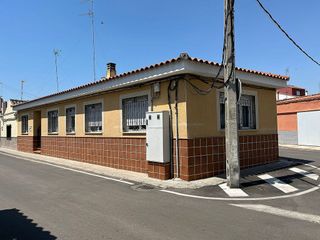 Chalet en venta en Mora